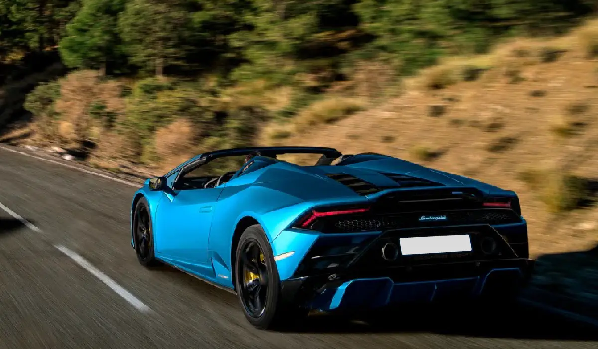 Lamborghini - Huracan Evo Spyder - Cabriolet Car Rentals - Preowned Cabriolet Car - Exclusive Concierge Club.webp